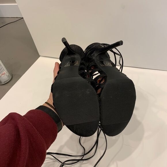 Wild Diva - Lace-up Braided Leather Heelsββ - Picture 4 of 4